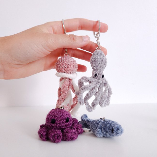 4 Patrons Porte-clé Créature Marine au Crochet – Tutoriel PDF (Français/Anglais)